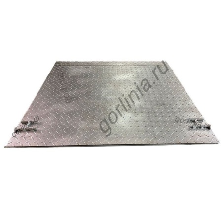 Люк рифленый из нержавеющей стали на петлях с внешними задвижками без газлифтов Люк рифленый из нержавеющей стали на петлях с внешними задвижками без газлифтов