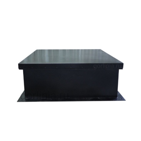 Люк кровельный утепленный с плоской крышкой в закрытом виде Люк кровельный утепленный с плоской крышкой в закрытом виде