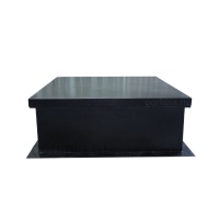 Люк кровельный утепленный с плоской крышкой в закрытом виде Люк кровельный утепленный с плоской крышкой в закрытом виде