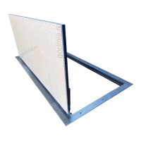 Напольный люк в подвал Стелс в раме из сортового уголка на петлях с амортизаторами с ГВЛВ на открытой дверке Напольный люк в подвал Стелс в раме из сортового уголка на петлях с амортизаторами с ГВЛВ на открытой дверке